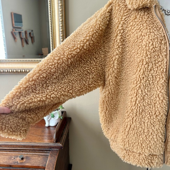 Express Camel Cozy Teddy Jacket Brown Tan Sherpa  Fleece Oversized Zip Size XS - Picture 7 of 14